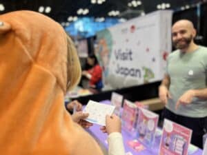 Spreading Hope Through Conventions: Anime for Humanity on the Road